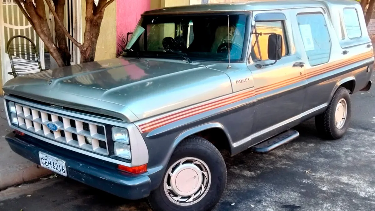 Ford F-1000 cinza 1987 à venda em São Paulo