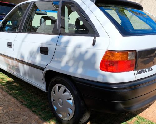 07_chevrolet_astra_1995_branco_sp