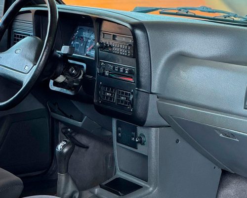 ford-ronald-1990-preto-sao-paulo-sp-15