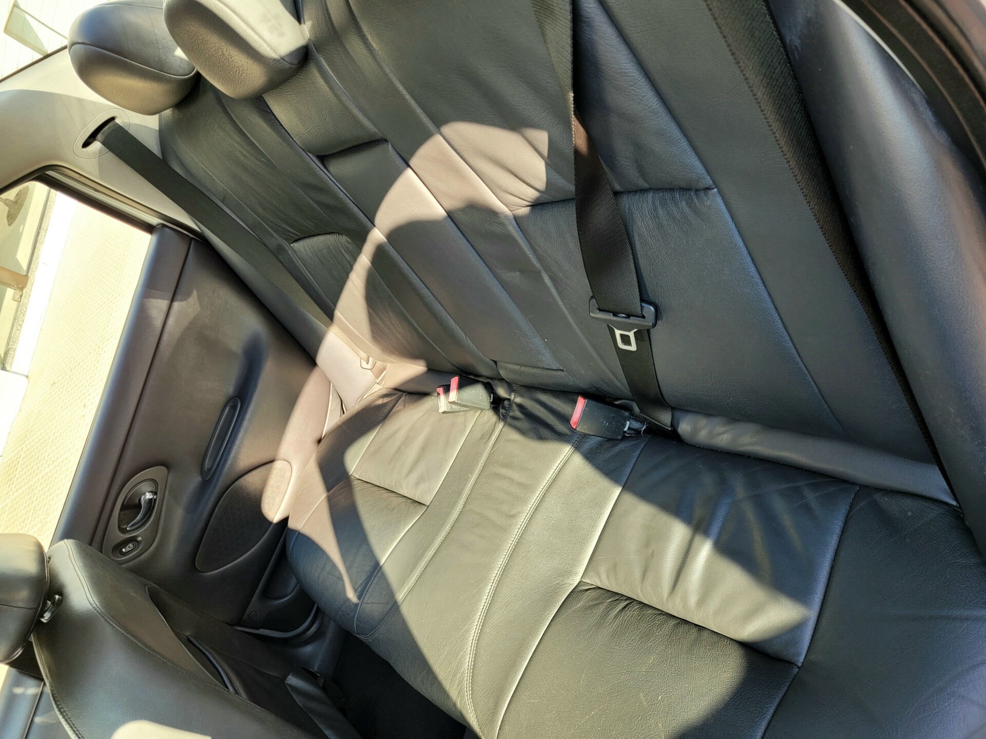MONDEO GHIA V 6