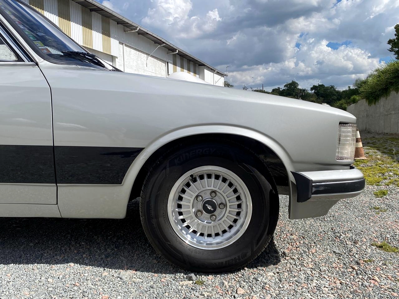 Opala SS4 1980
