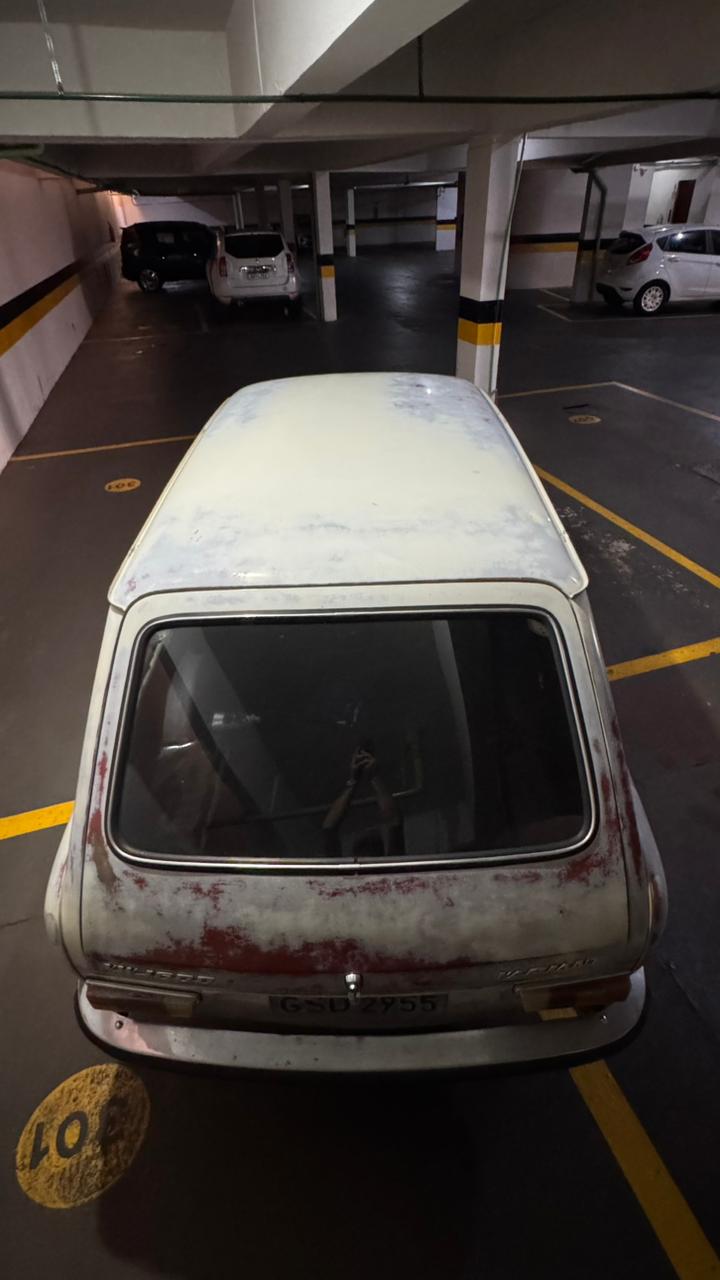 VW Variant 1971 a venda - interior | Carro Antigo a Venda