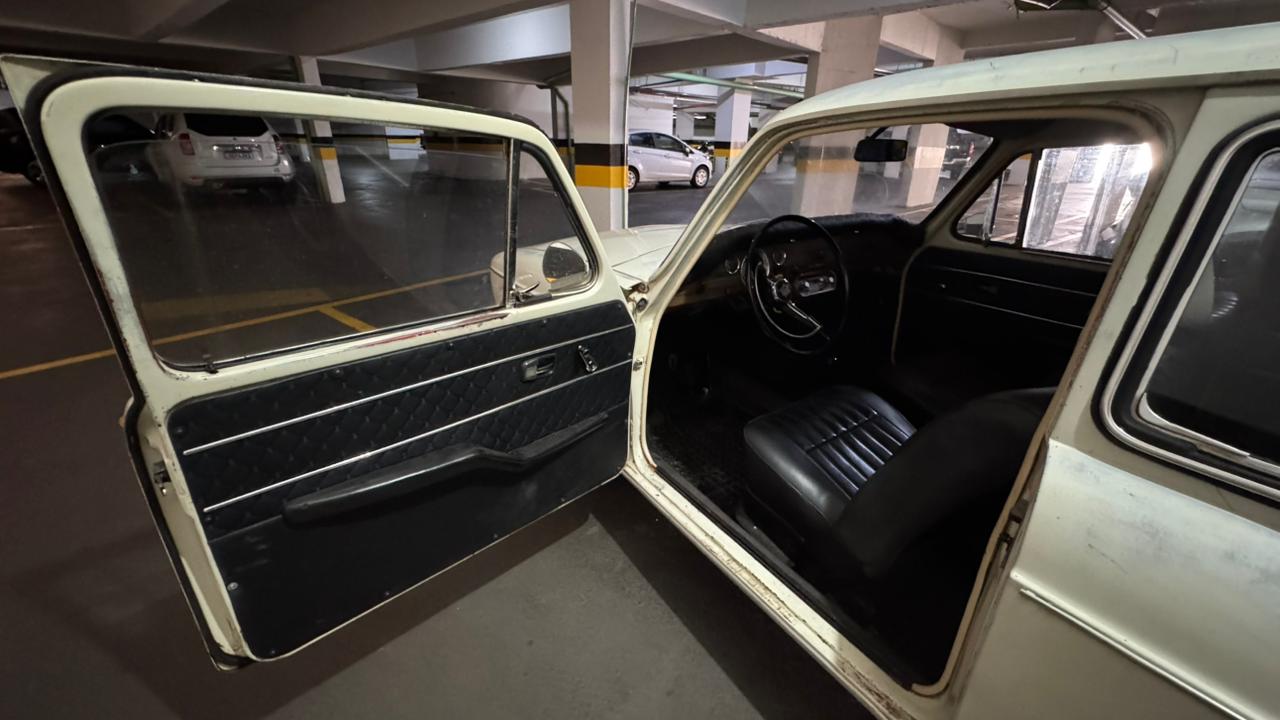 VW Variant 1971 a venda - vista frontal | Carro Antigo a Venda
