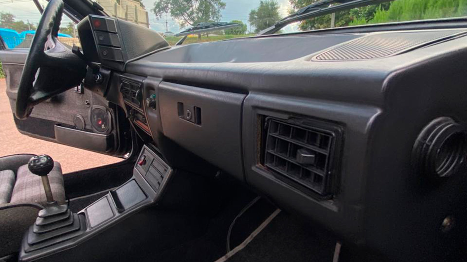 Volkswagen Gol GTS 1994 a venda - detalhe do carro antigo | Carro Antigo a Venda