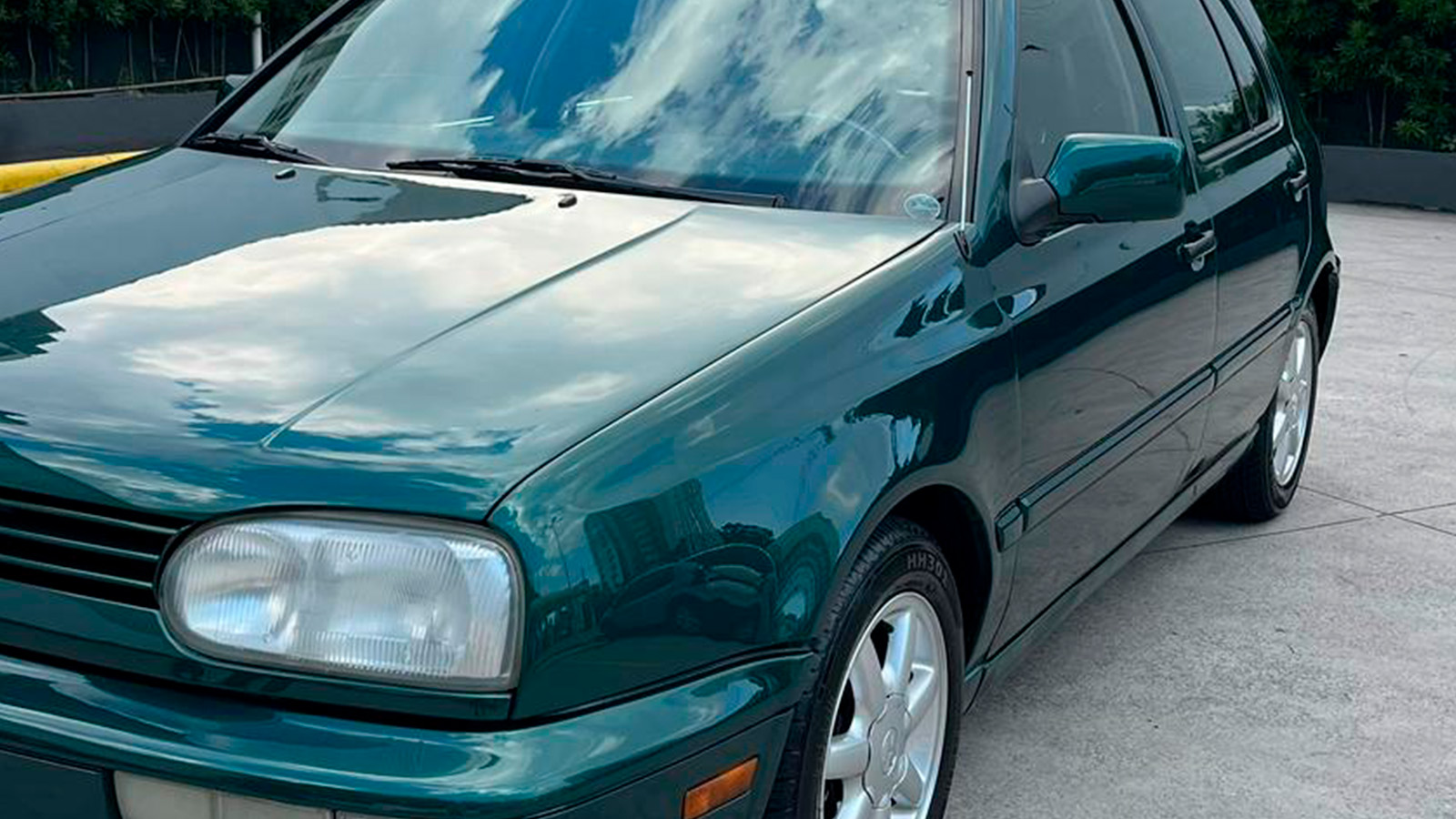 Volkswagen Golf GLX 1995 a venda - detalhe externo | Carro Antigo a Venda