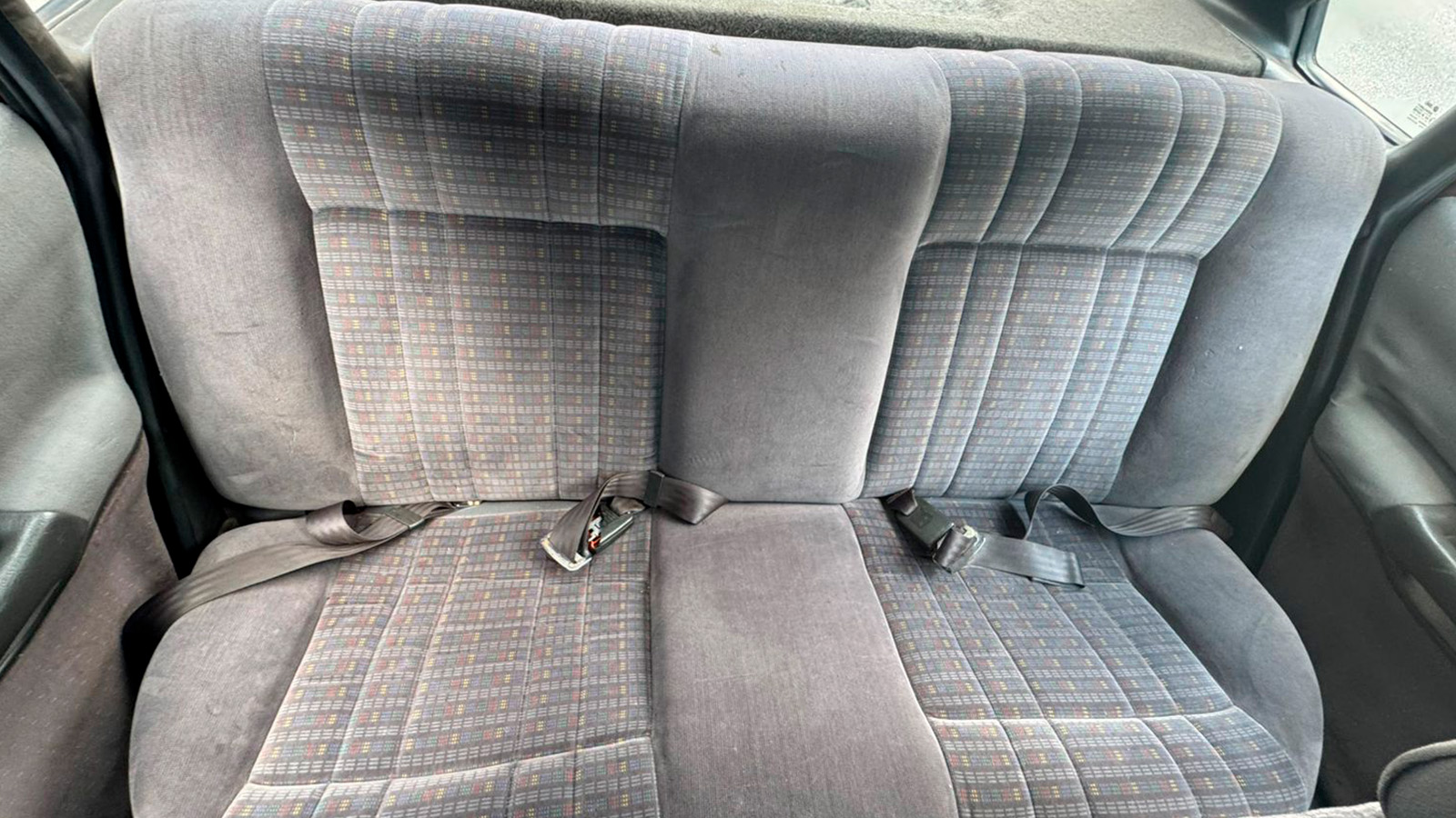 Volkswagen Santana 1997 a venda - vista frontal | Carro Antigo a Venda